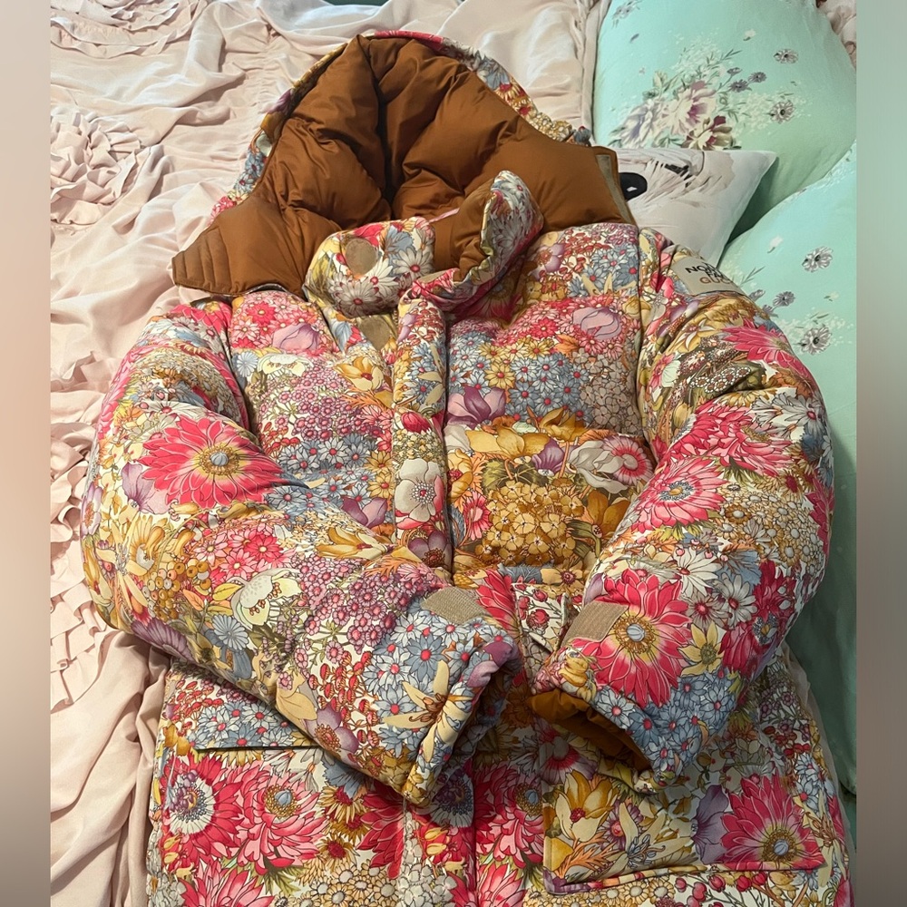 North Face x Gucci jacket 100% Authentic